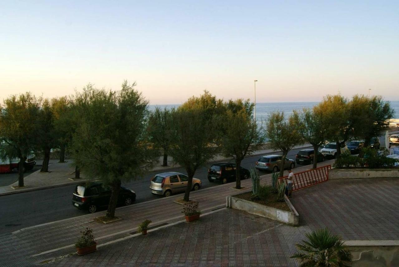La Veranda Sul Mare Monopoli Exterior photo